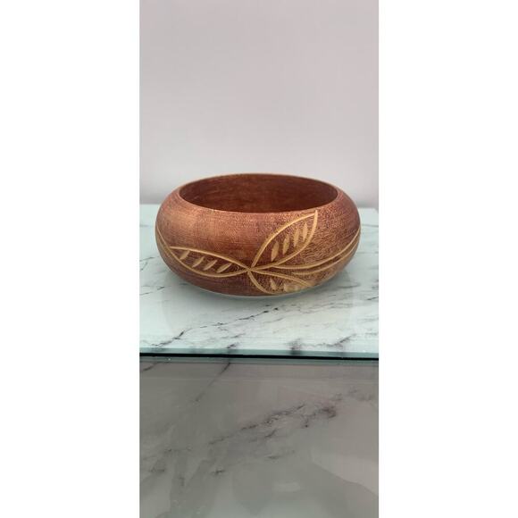 Vintage Rustic Thick Wooden Boho Domed Wooden Etched Leaves Bangle Bracelet - Picture 3 of 5